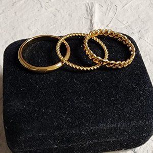 Avon Set of 3 Goldtone Bands